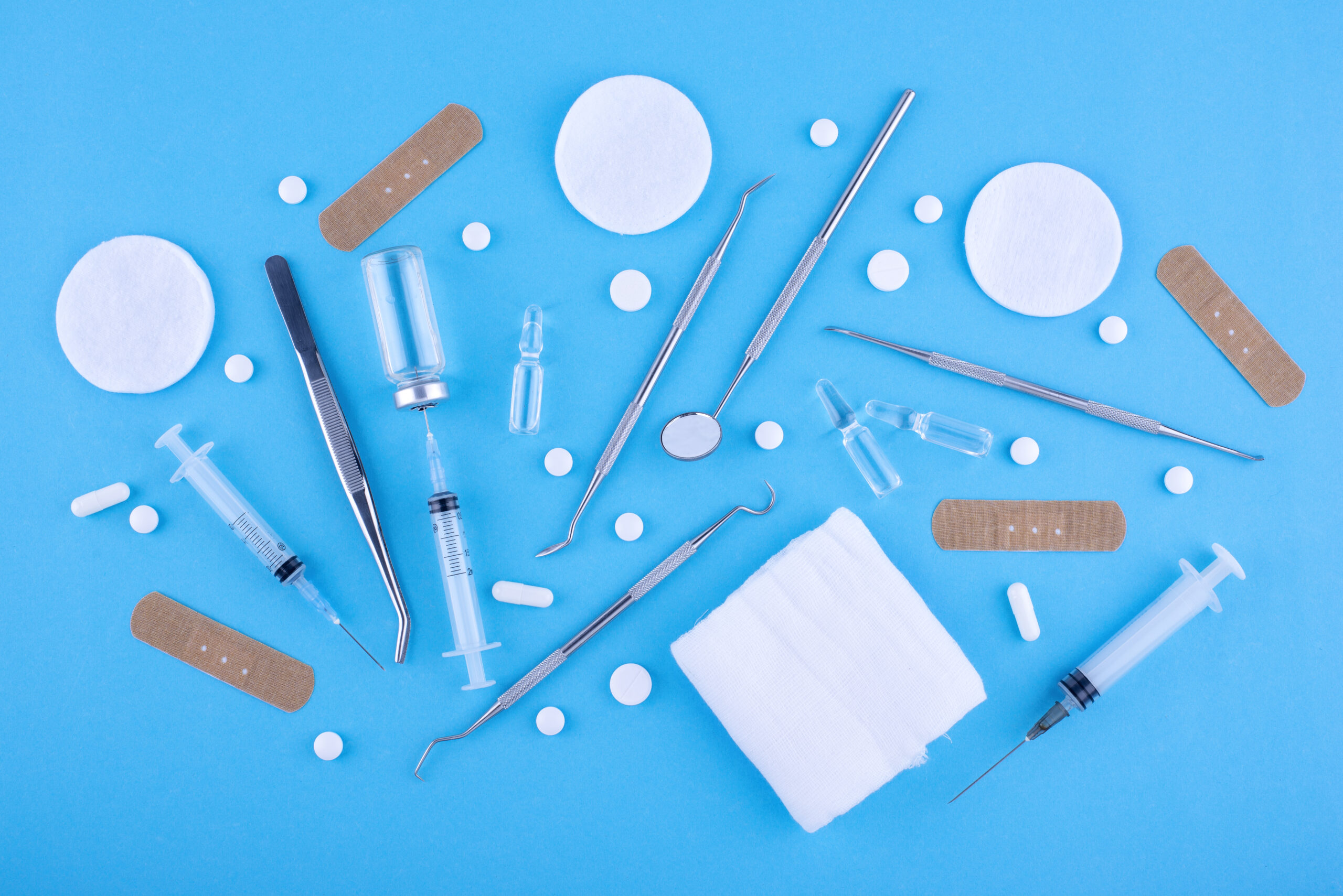 vials-medicine-arrangement-top-view